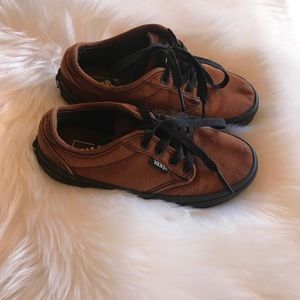 Vans boys shoes touth size 1